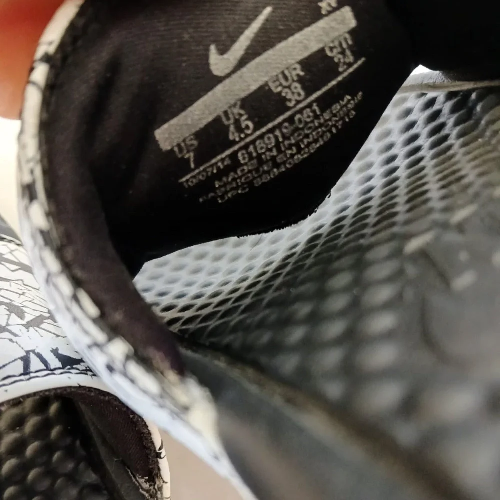 Nike Benassi JDI Swoosh Slides Size 7 - Custom Cracked Paint Pink Logo.